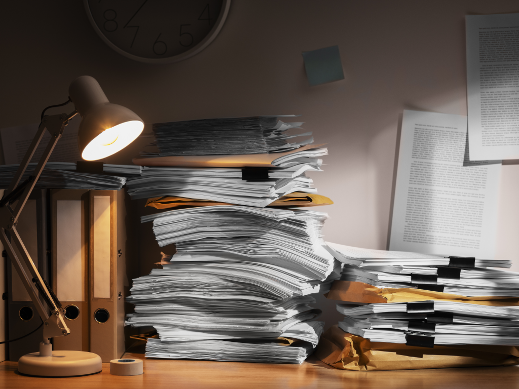 Buried Under Paperwork? 6 Benefits of Electronic Medical Records in Veterinary Practice